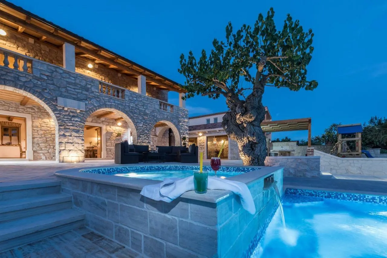 Villa Dumina Sukosan 0*,  Croatia
