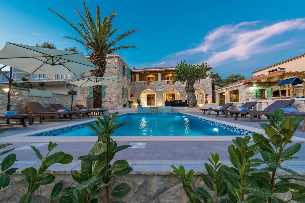 Villa Dumina Sukošan