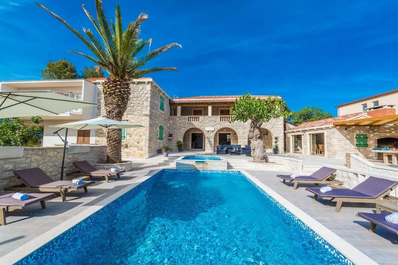 Villa Dumina Sukošan